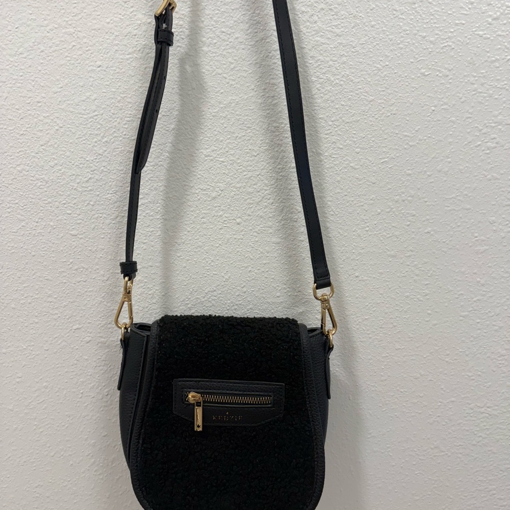 Kedzie Black Textured Crossbody Bag
